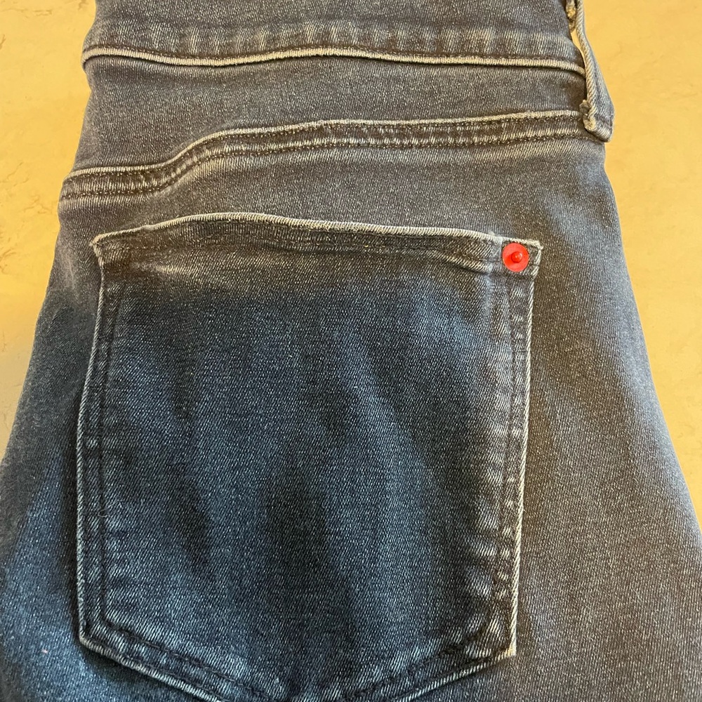 Spanx Classic Blue Women's Jeans - Picture 4 of 10